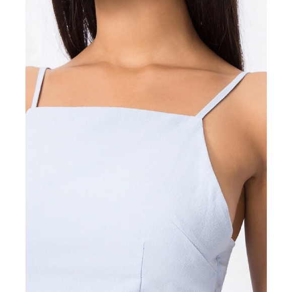 By The Way MORGON TIE BACK CROP TOP IN BABY BLUE - Picture 3 of 4